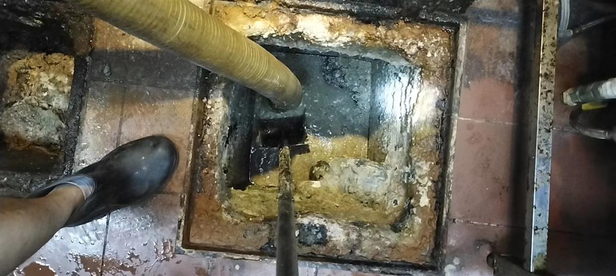 淳化污水池清理一般都有毒气，怎么预防中毒呢？