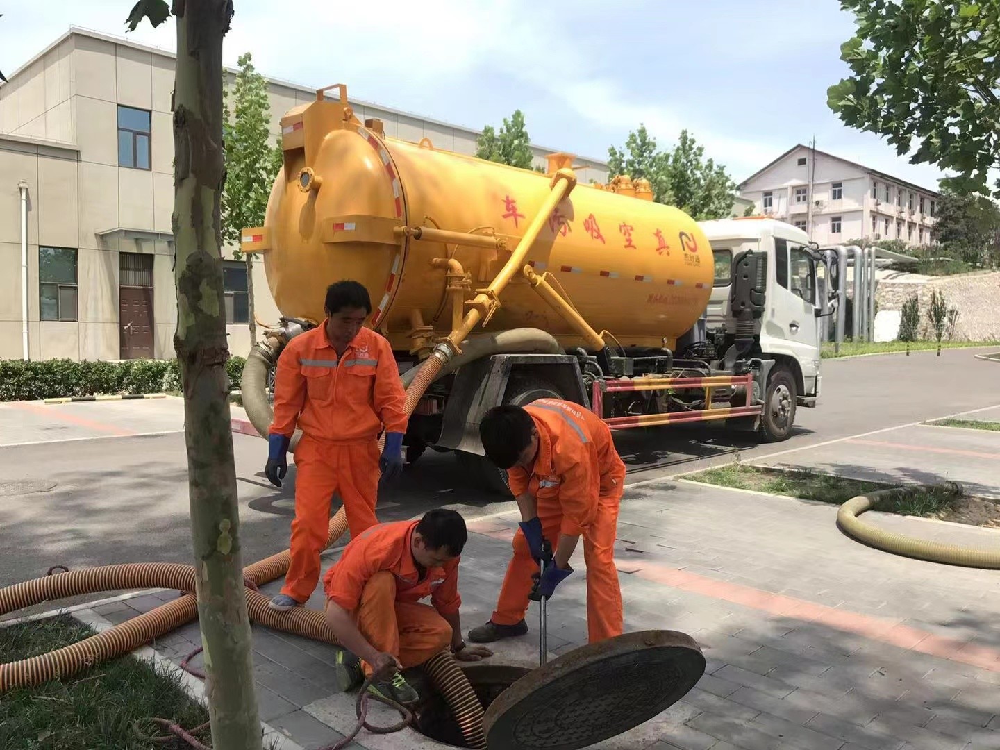 淳化化粪池清理与5-8吨吸粪车施工效率分析